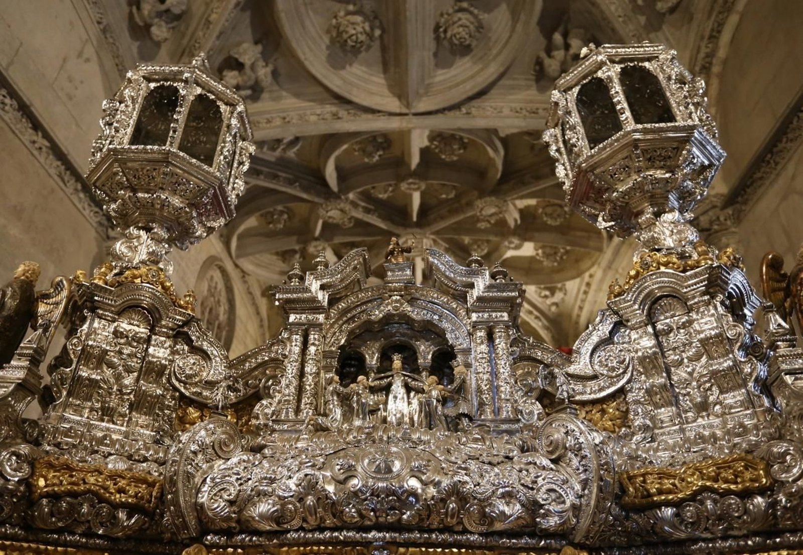 La exposición 'Pasión según Sevilla', en imágenes