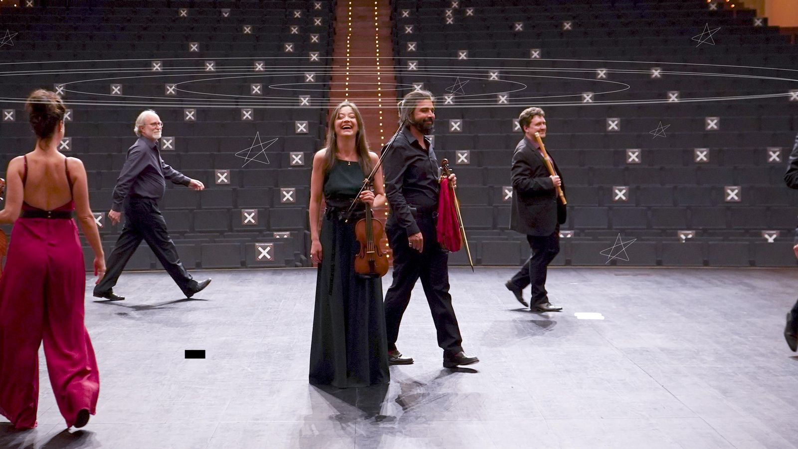 Lina Tur Bonet (en el centro)