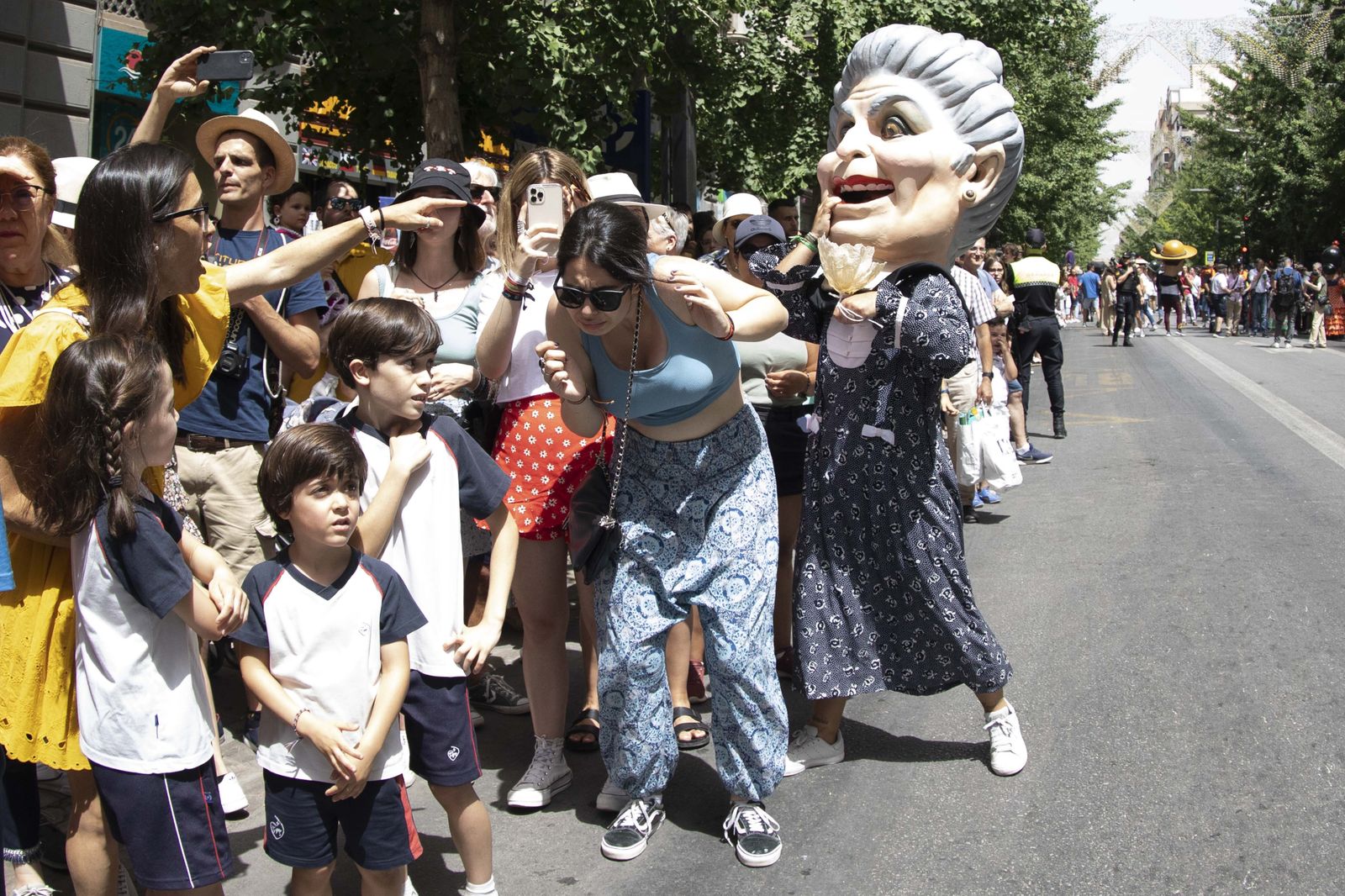 El regreso de la Tarasca a las calles de Granada, en imágenes