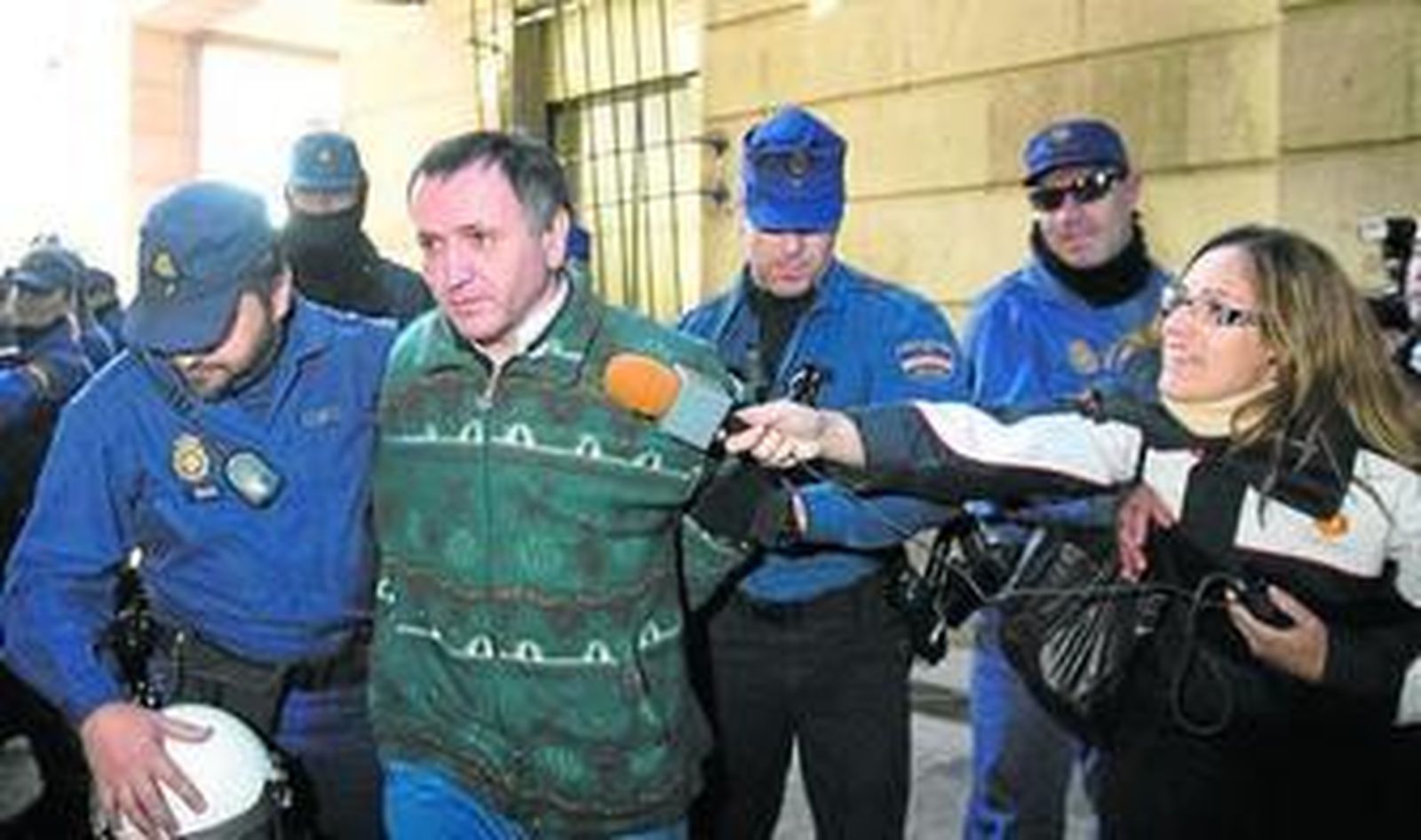 La justicia deja hueco al asesino