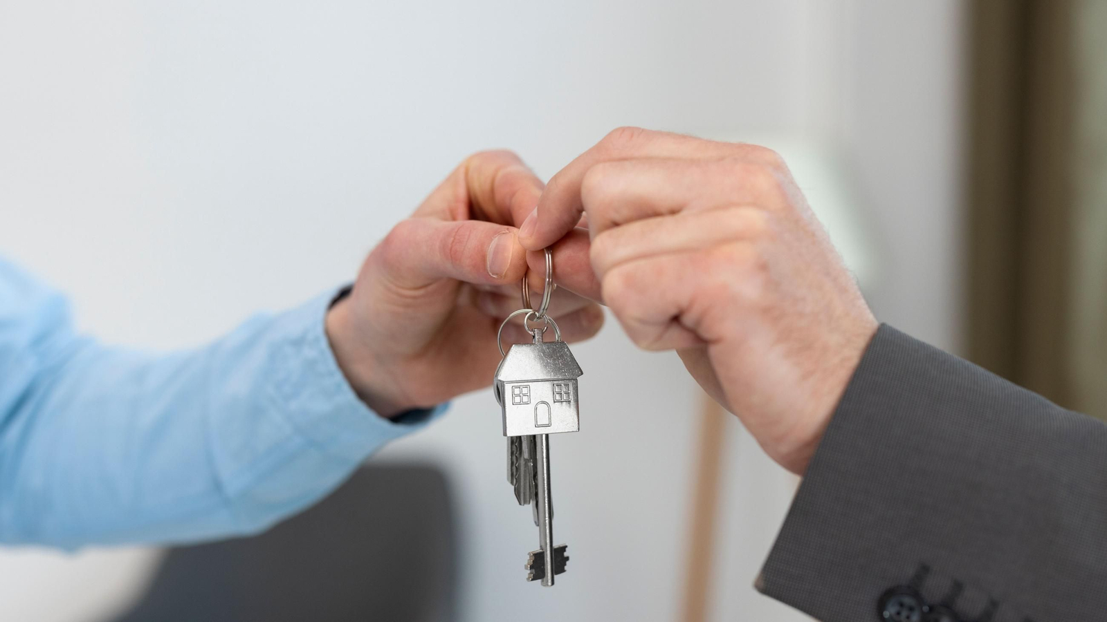 El arrendador tendrá que abandonar la vivienda en caso de que el propietario o sus familiares la necesiten en el plazo de cinco años.