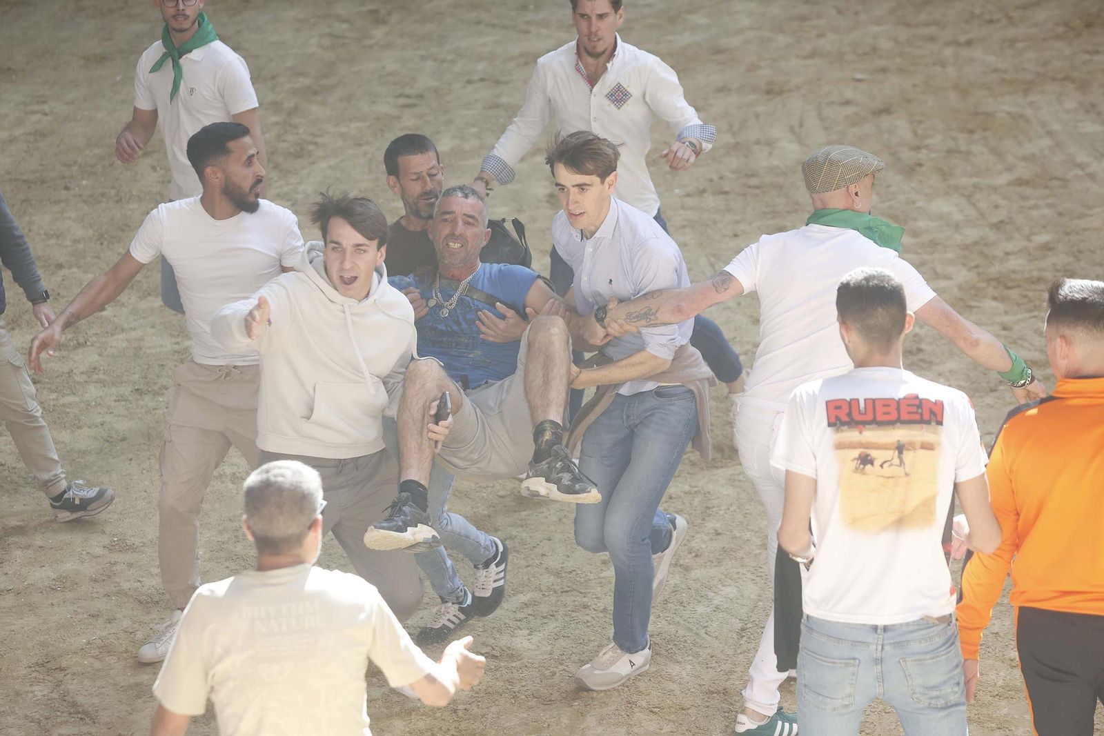 Fotos de los encierros del sábado del Toro Embolao en Los Barrios