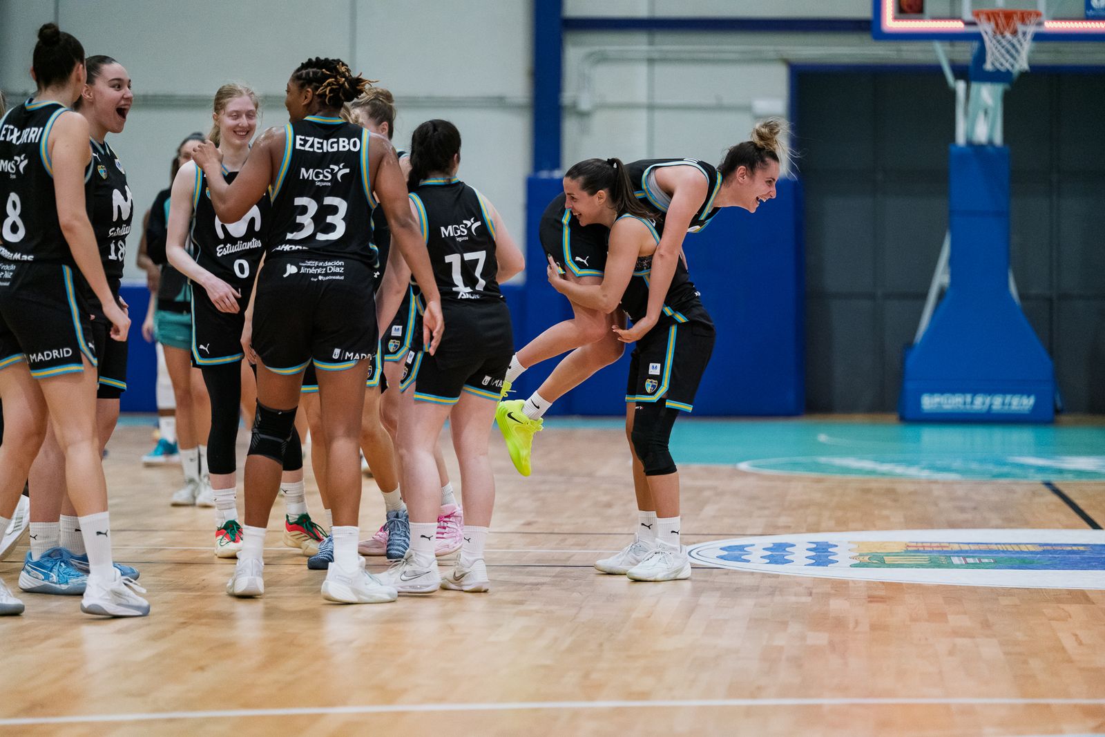 El CAB Estepona se va al parón tras caer ante el Estudiantes (72-80)