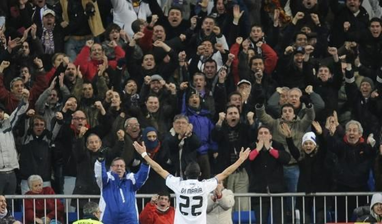 El Sevilla cae en el Bernabéu pese a jugar con un jugador más durante casi media hora. / Reuters