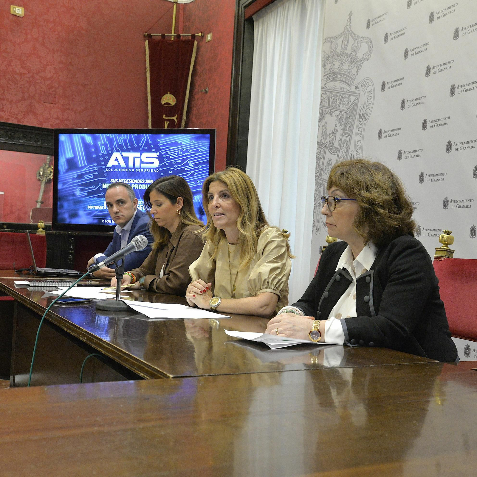 Un servicio de cita previa reduce las esperas para los trámites municipales