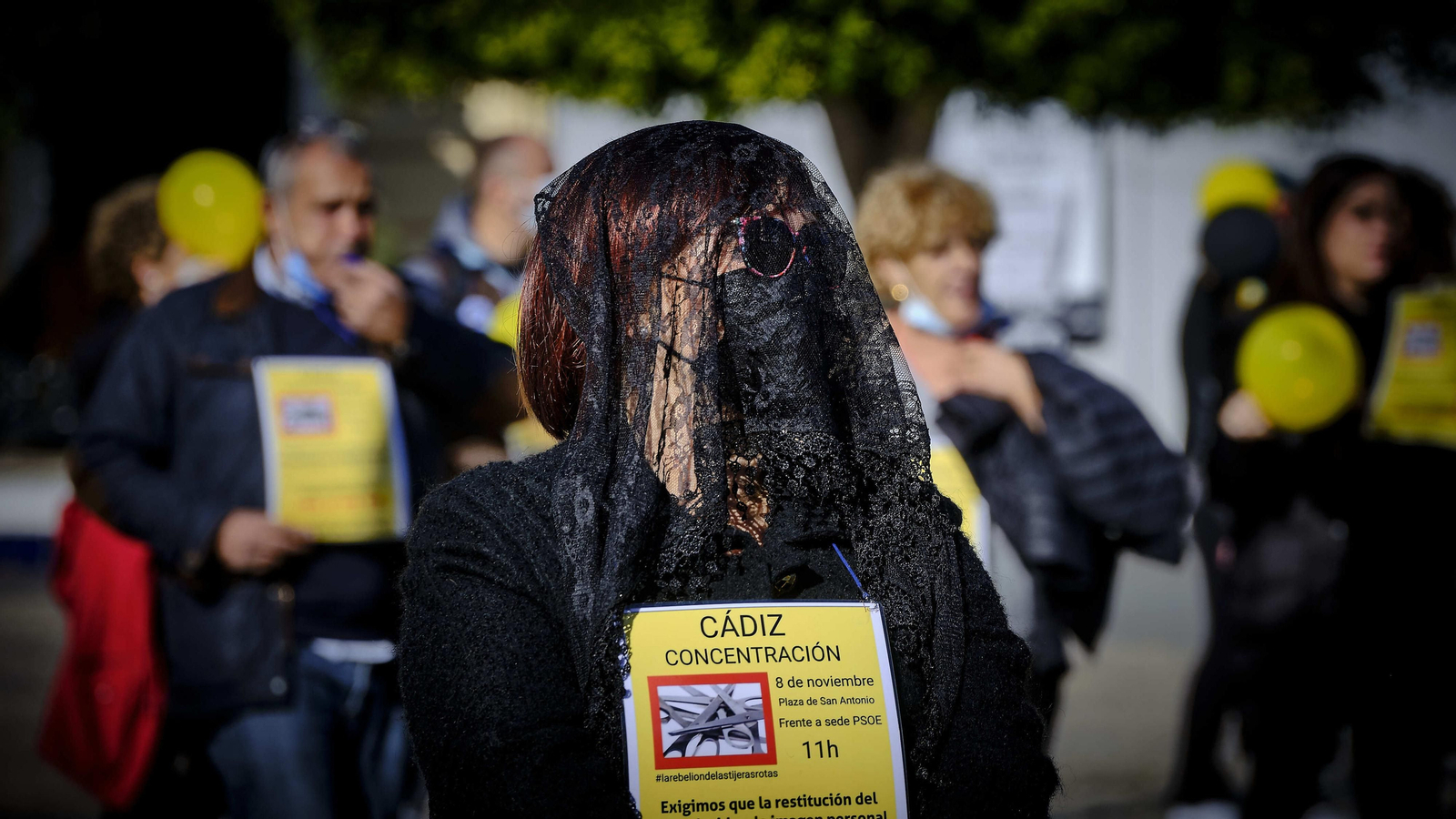 Peluqueros, peluqueras y estilistas contra la subida del IVA.