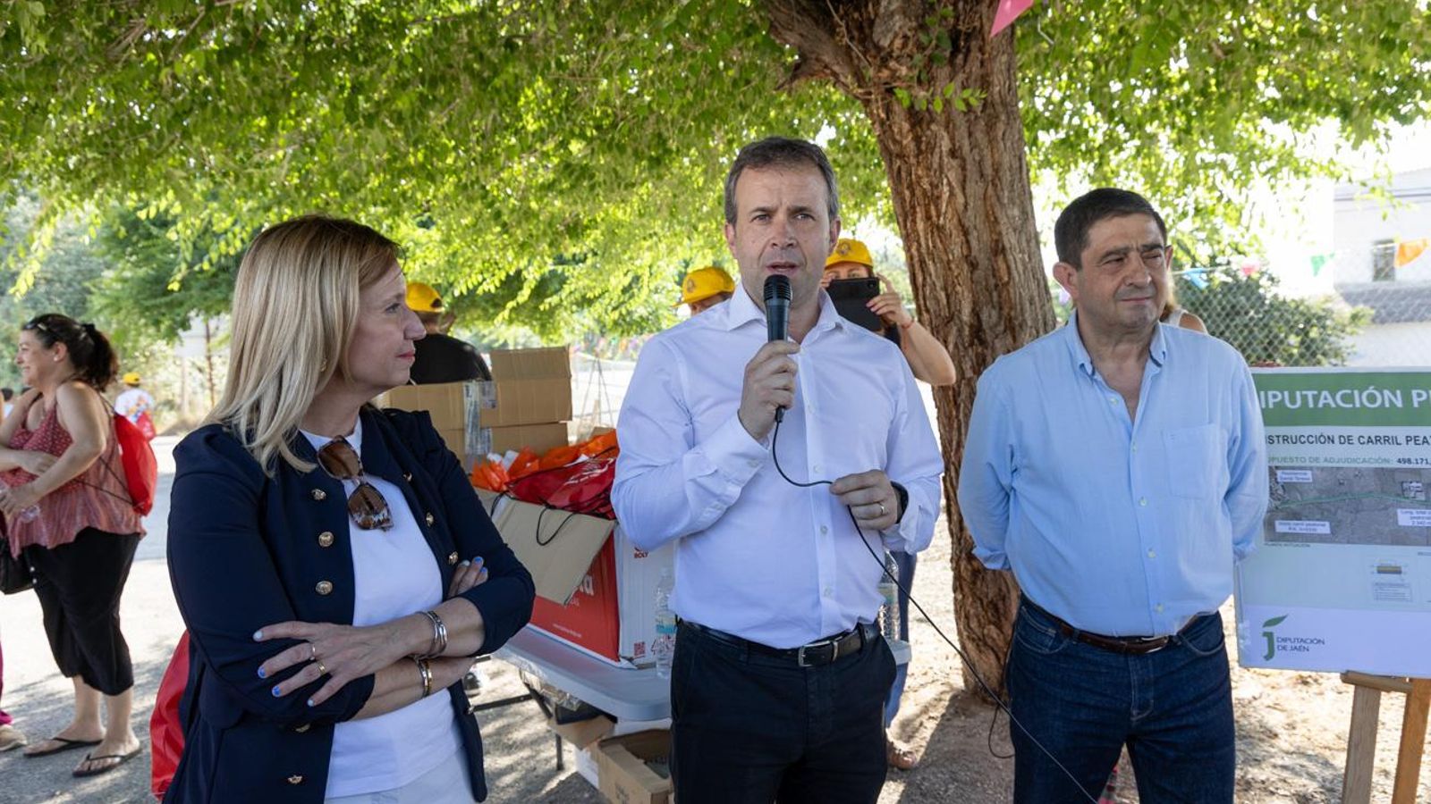 Inauguración del nuevo carril peatonal de la zona residencial Puente Tablas