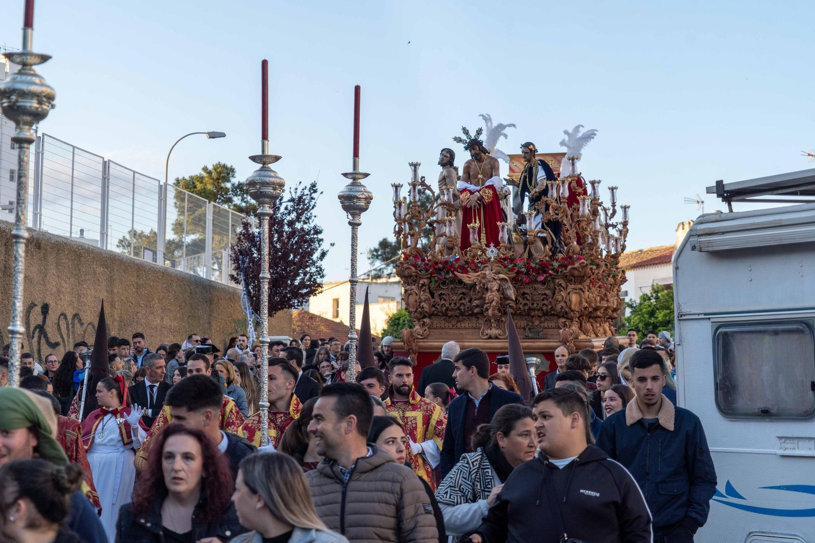 Martes Santo: Imágenes de la procesión de La Sentencia