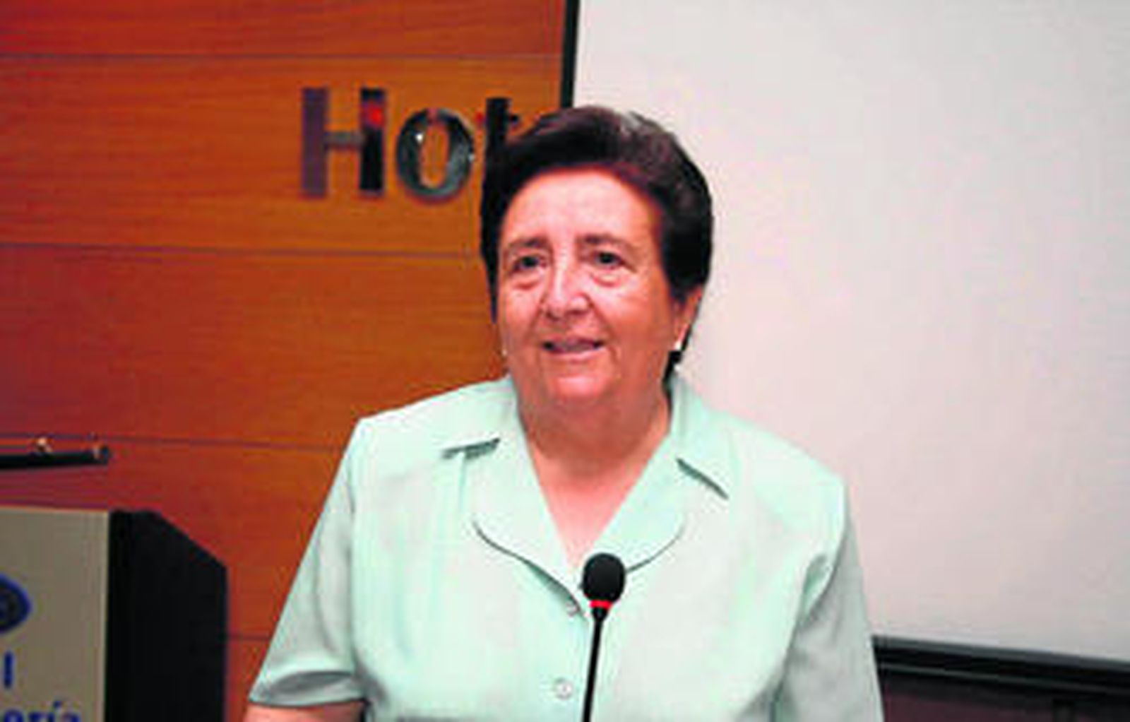 Dolores Baena fundó la Asociación Nuevo Rumbo en 1985 para ayudar a los jóvenes drogodependientes.