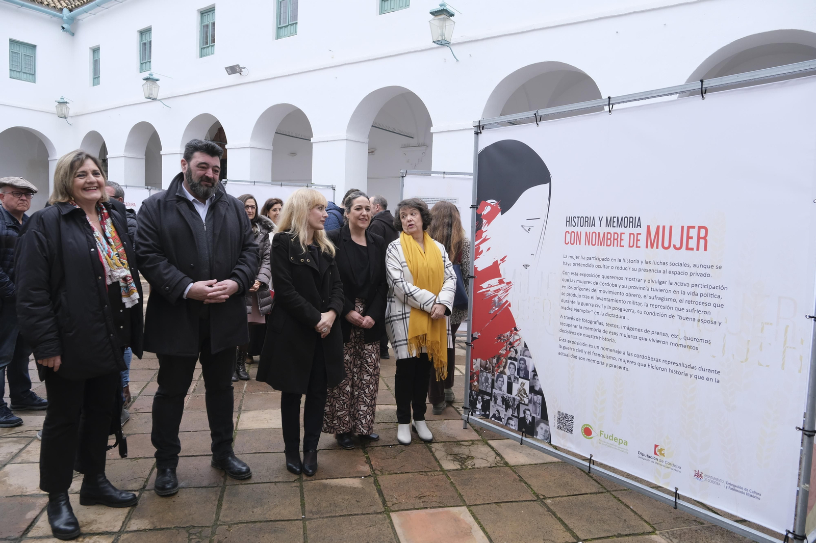 La exposición 'Historia y memoria con nombre de mujer' en imágenes