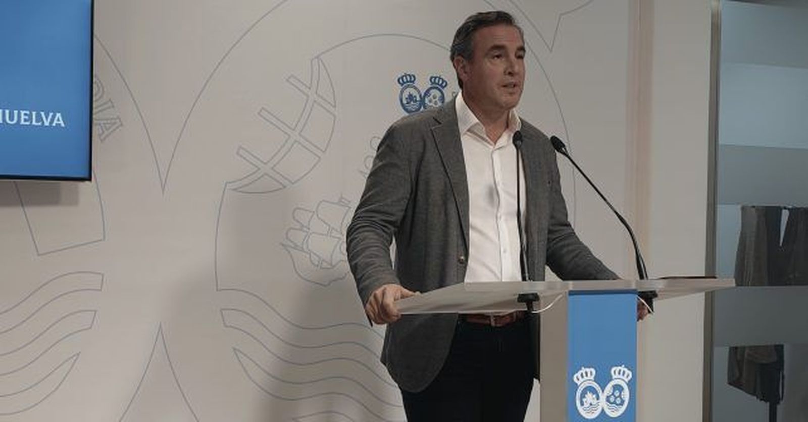 portavoz del PSOE en la Diputación Provincial, Rubén Rodríguez.