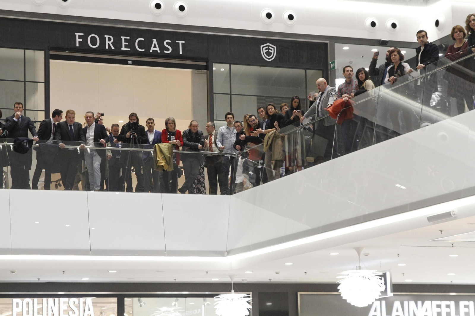 Fiesta en Granada por la apertura del Nevada