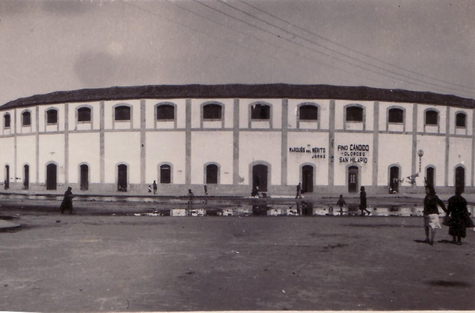 Fotos históricas de la plaza de toros de La Línea