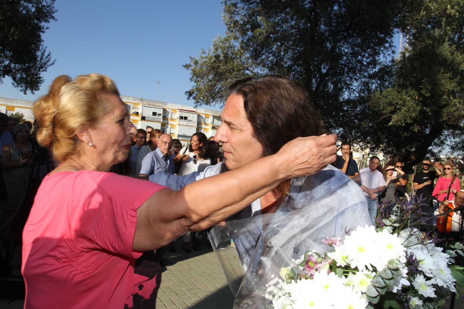 Inaguración del monumento al Niño Miguel.
