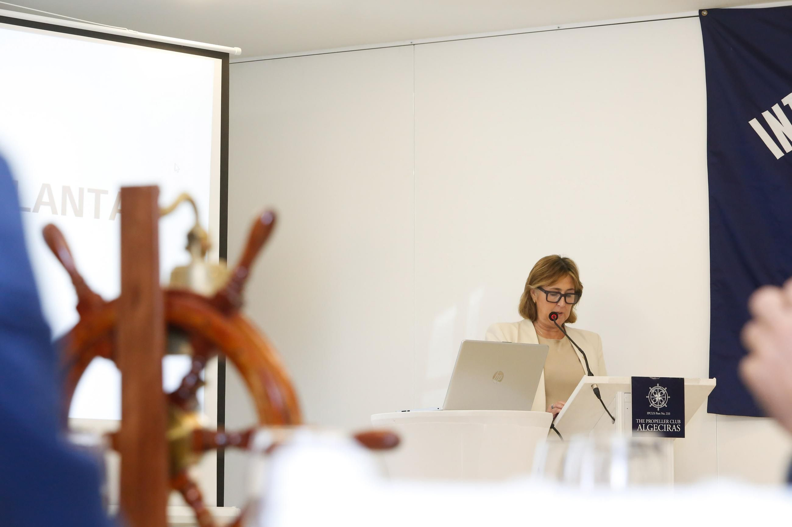 Las fotos del almuerzo del Propeller Club de Algeciras con Fernando García Rodríguez, jefe de Estado Mayor de la Operación Atalanta