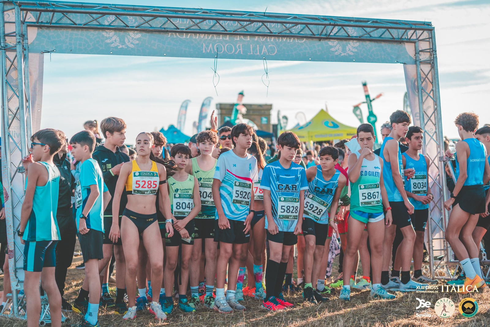 Búscate en las fotos del Cross de Itálica 2025 | 7