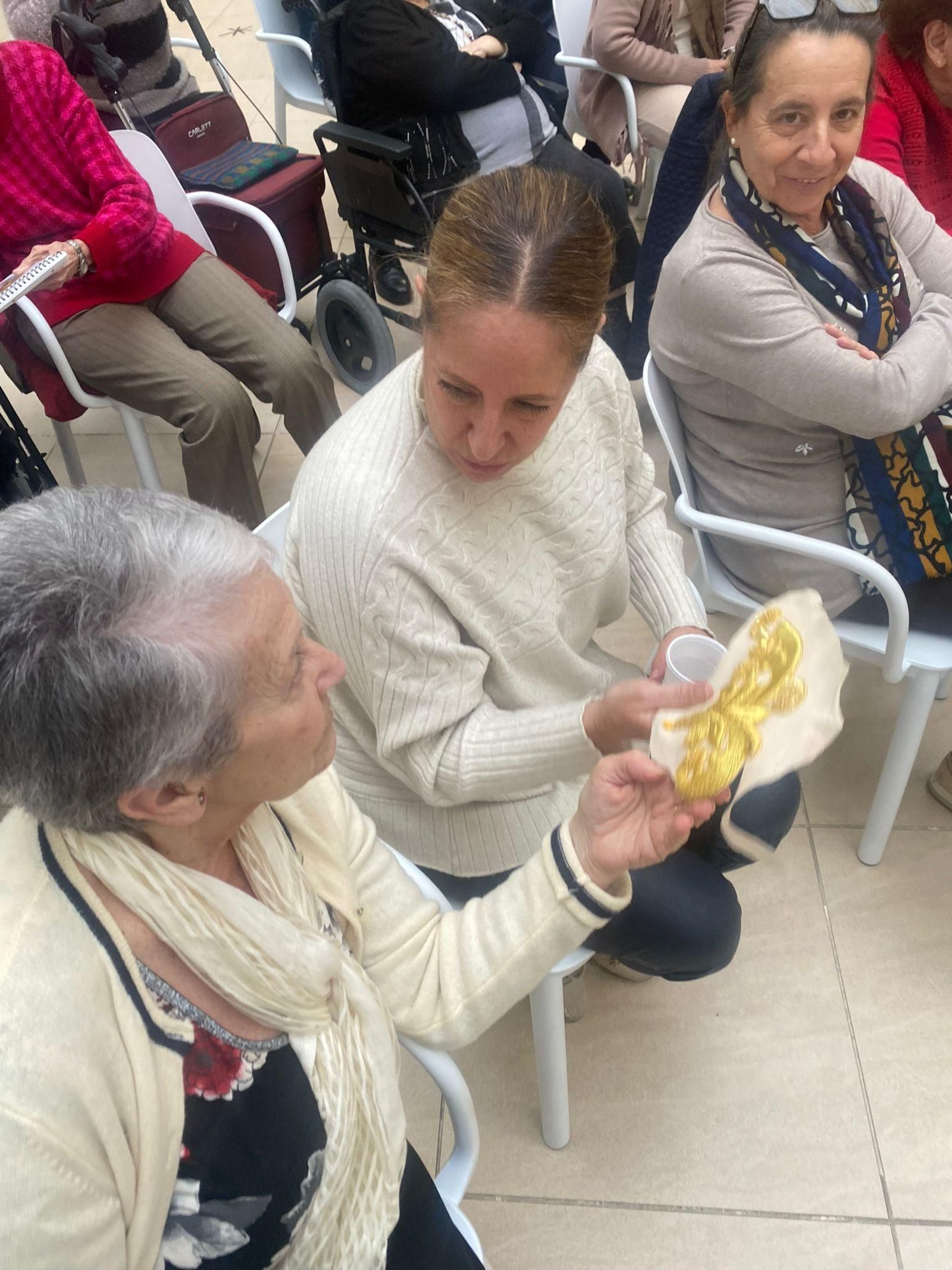 Fotos de las actividades de Cuaresma en el centro de mayores de Asansull de La Línea