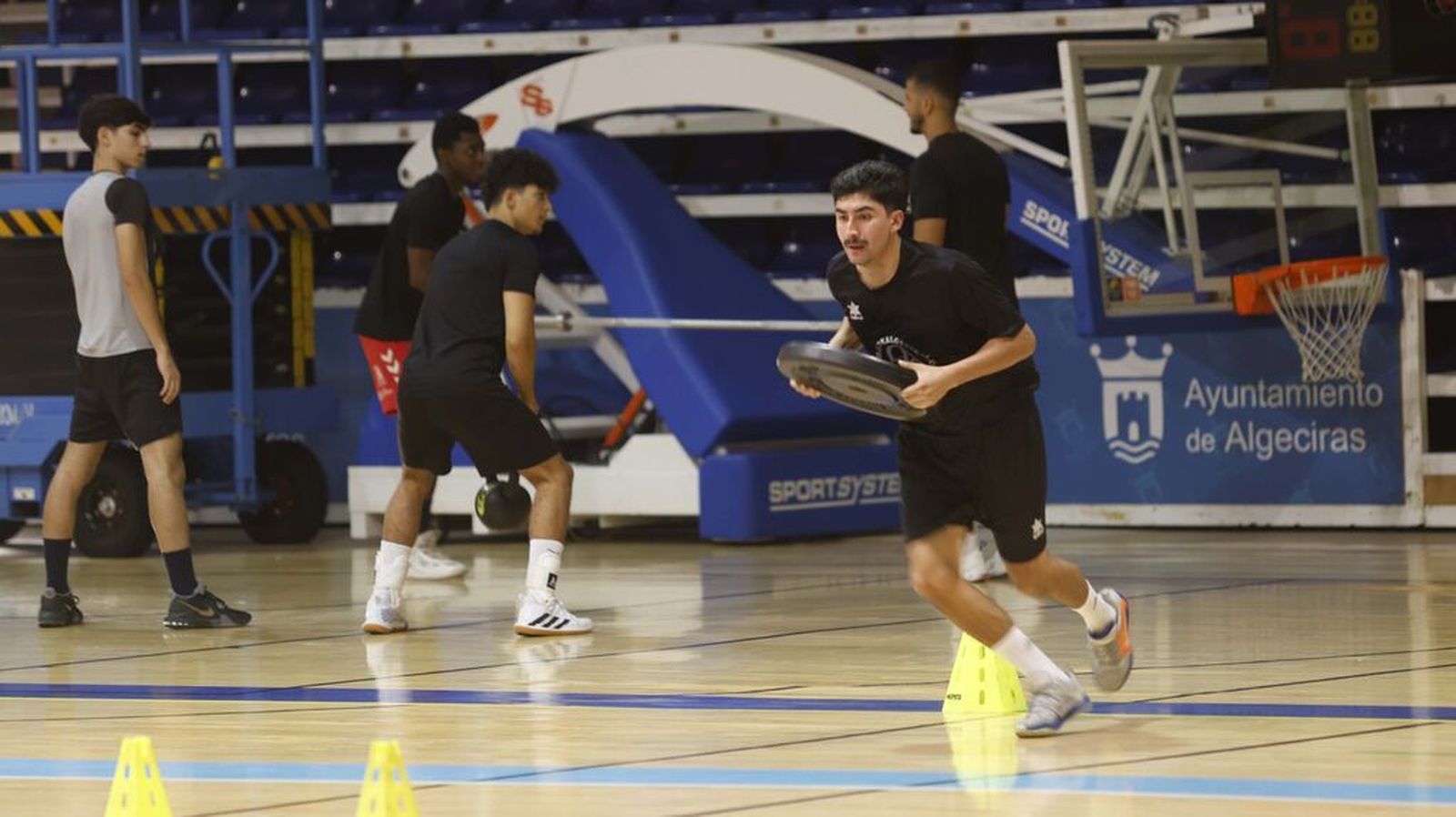 Un entrenamiento del BM Ciudad de Algeciras