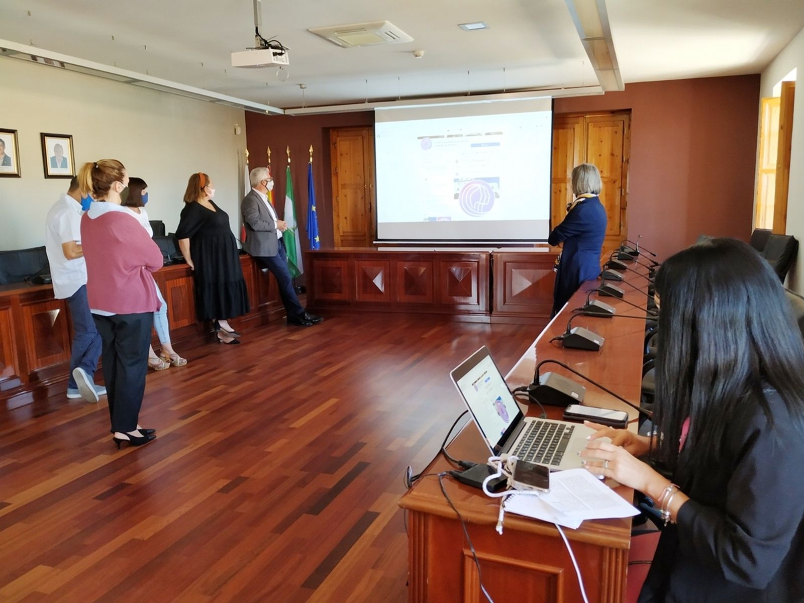 El Ayuntamiento de Huércal de Almería lanza un portal contra la violencia de género en la web municipal