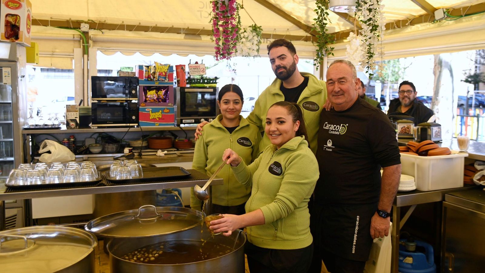 El arranque de la temporada de caracoles en Córdoba, en imágenes