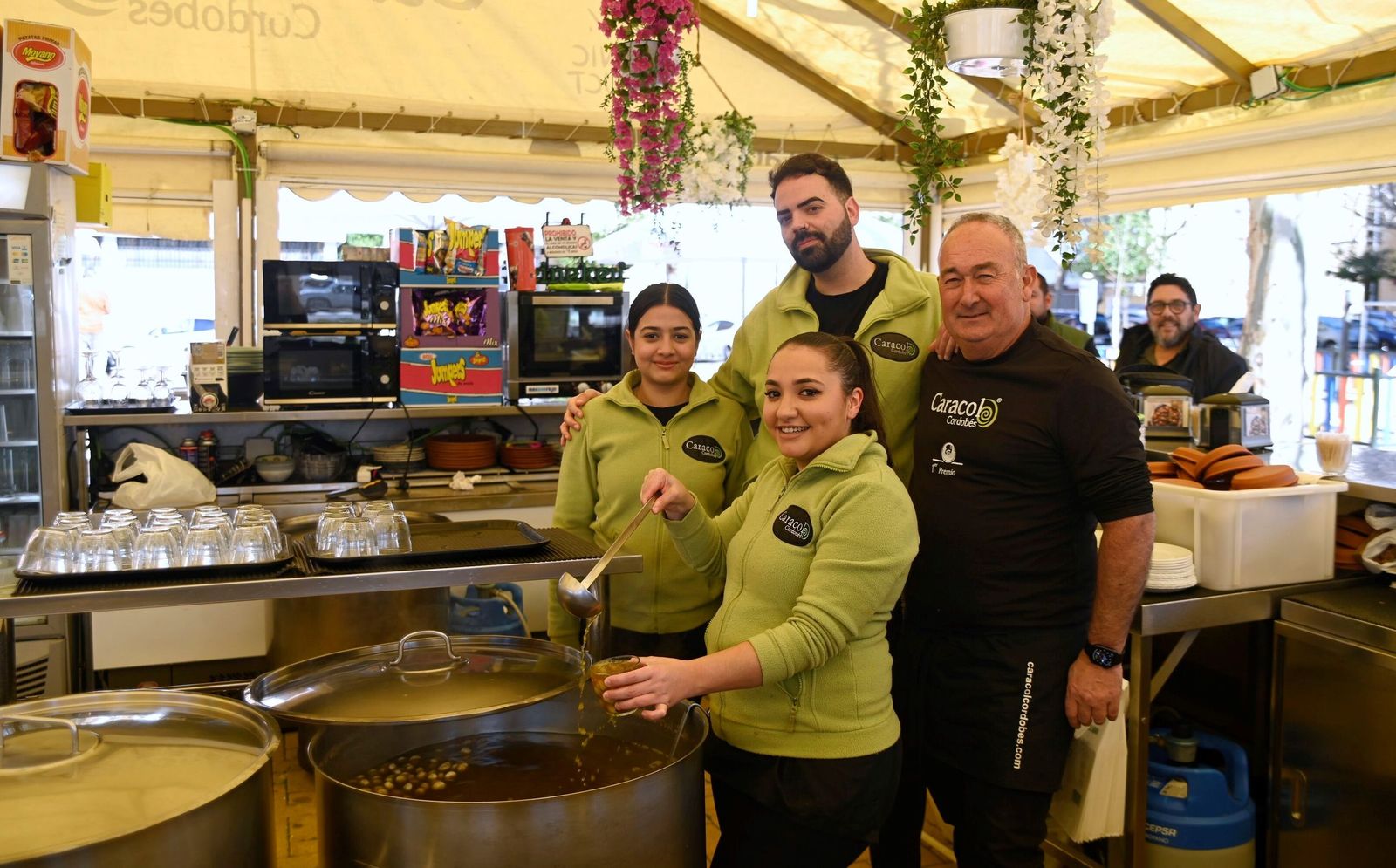 El arranque de la temporada de caracoles en Córdoba, en imágenes
