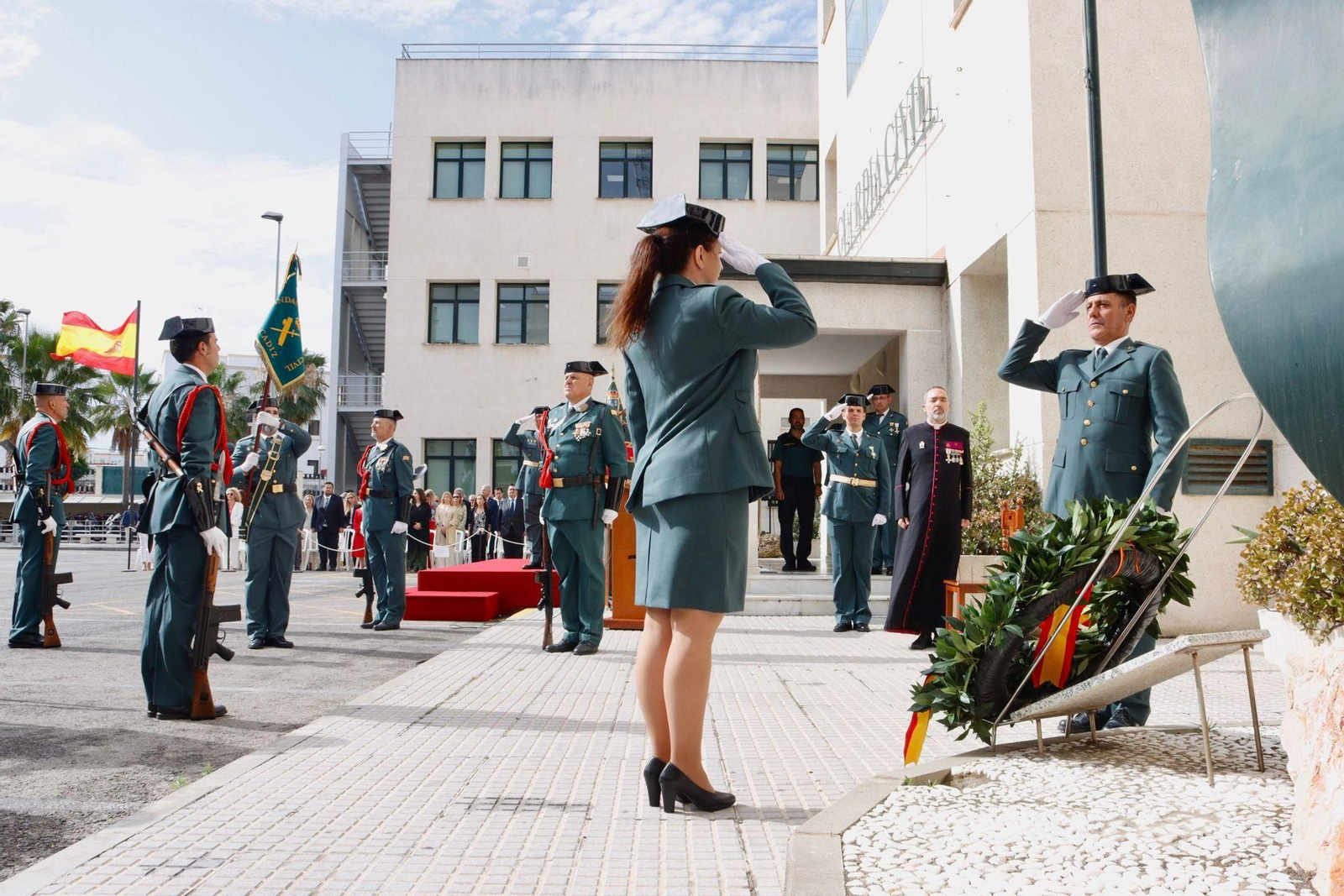 Imágenes del 179 aniversario de la Guardia Civil en Cádiz