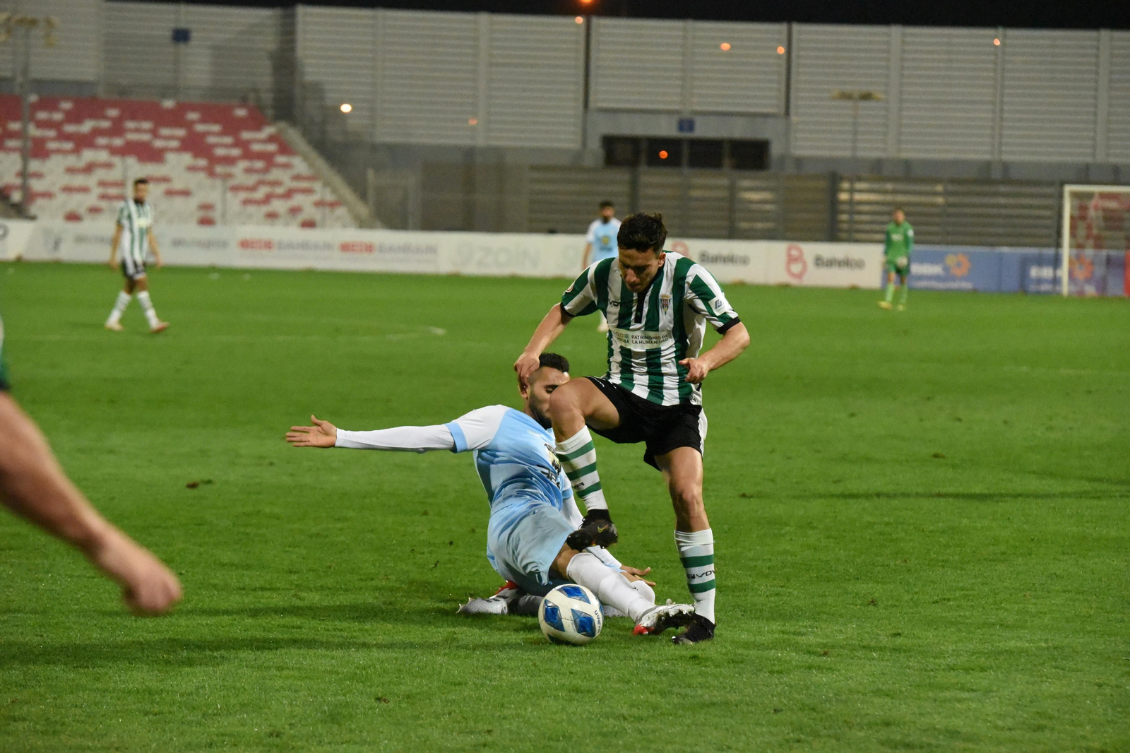 Las imágenes del amistoso entre el Al Riffa y el Córdoba CF en Bahréin