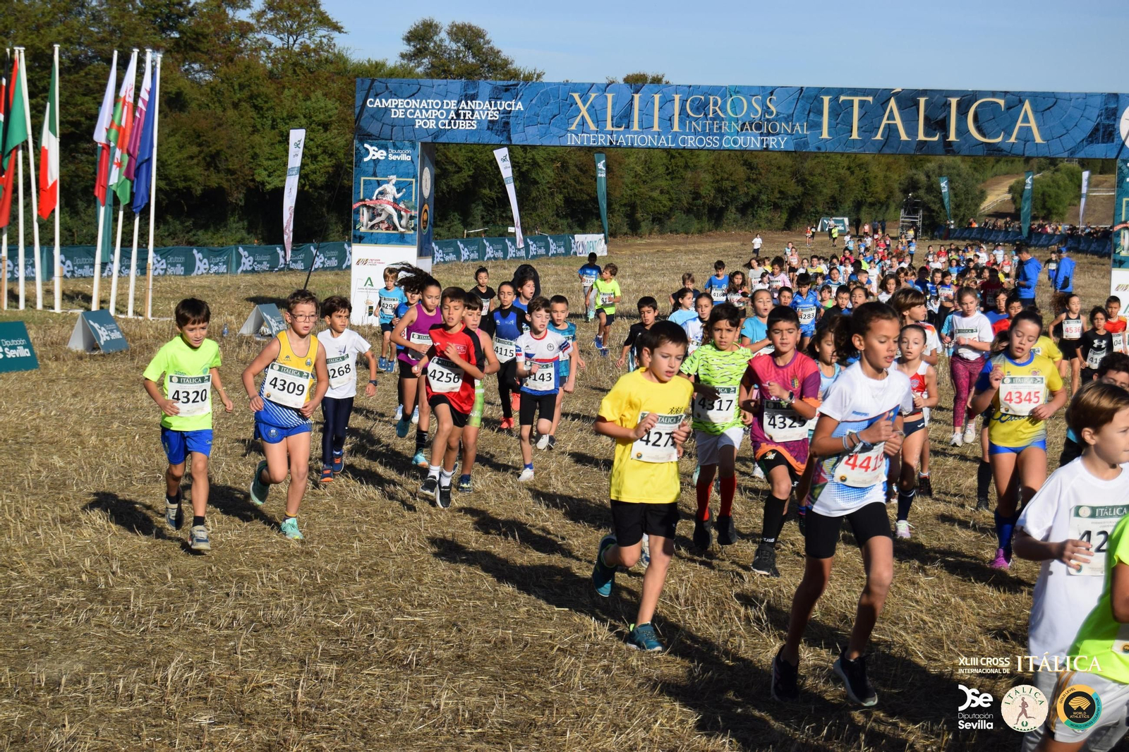 Búscate en las fotos del Cross de Itálica 2025 | 9