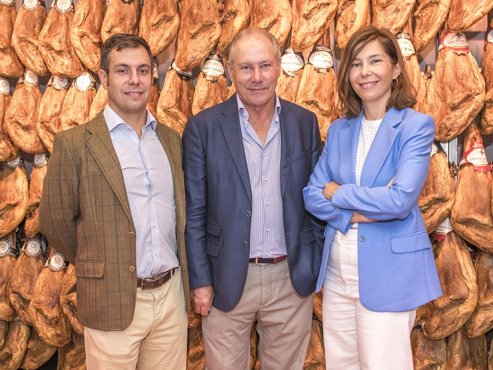 José Manuel Martín Villar, adjunto a la dirección; José Manuel Martín Álvarez-Cedrón, presidente del Grupo Montesierra, y Loreto Martín Villar, responsable de marketing.