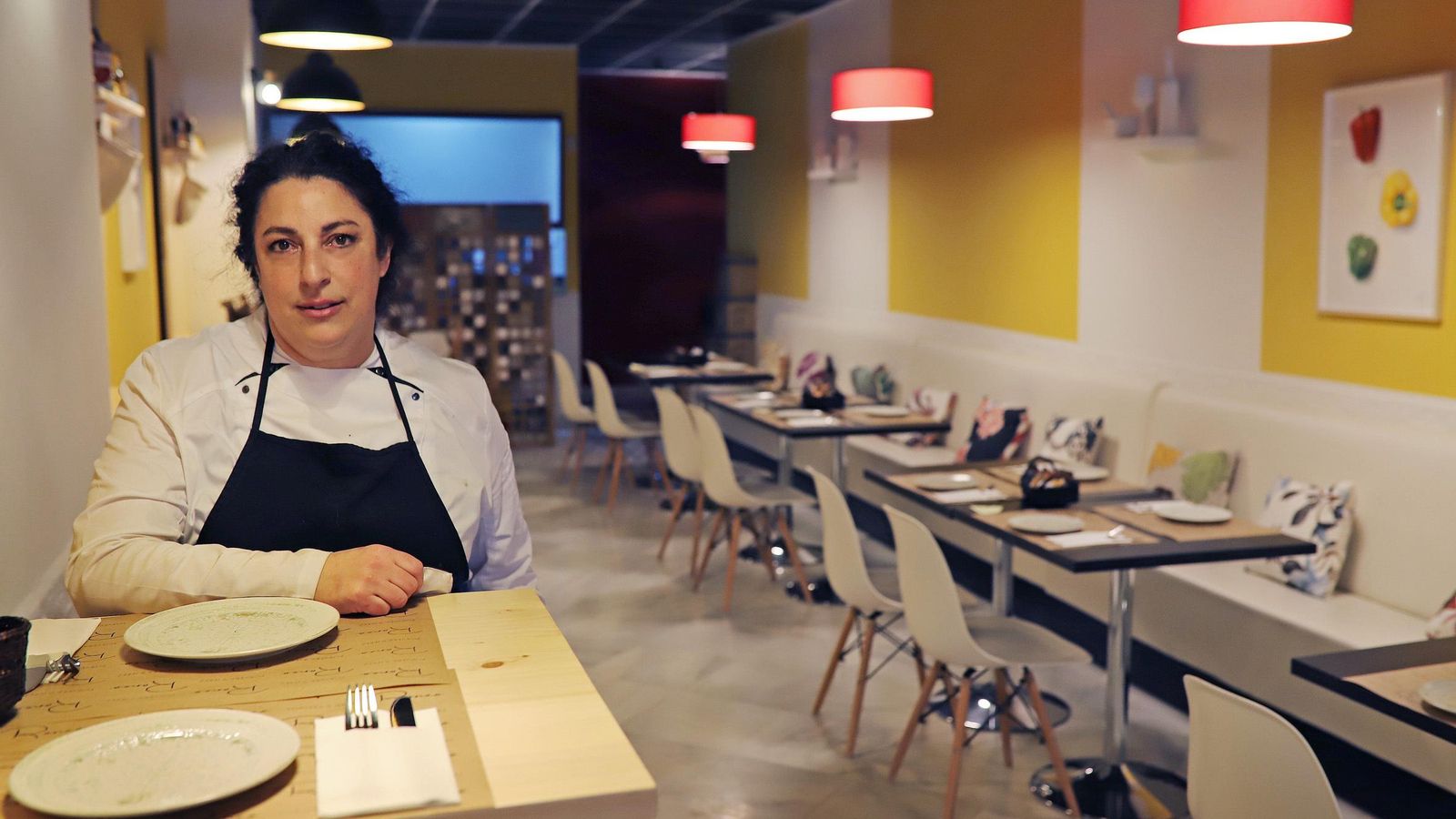 Chely del Ojo posa en el interior de 'Roneo'.