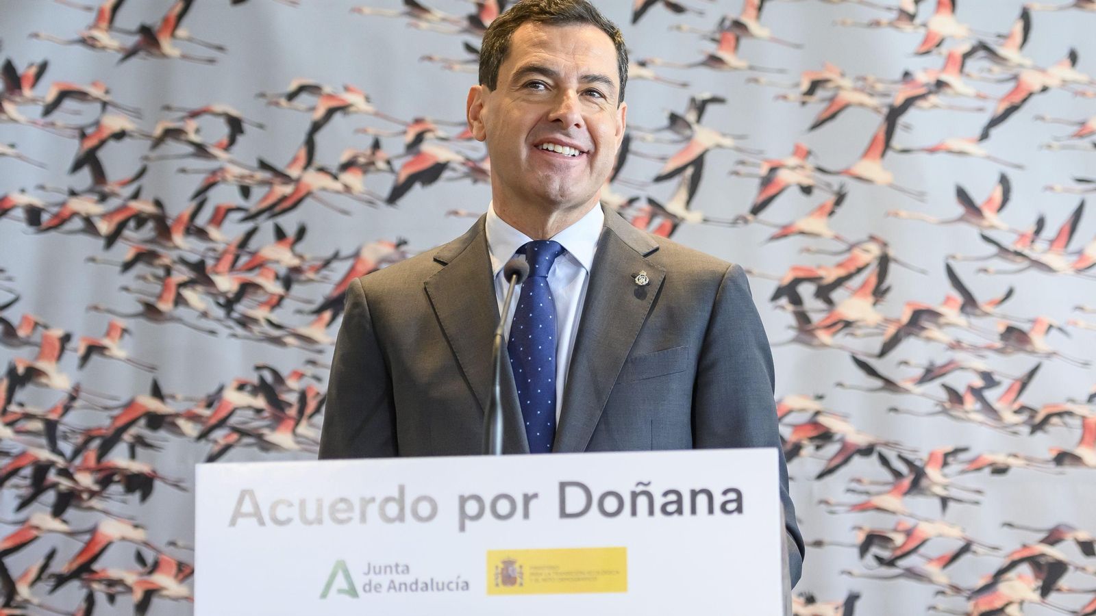 El presidente de la Junta de Andalucía en Almonte.