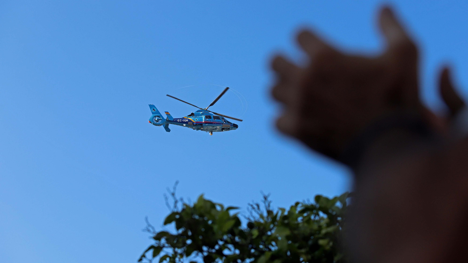 Fotos de la concentración en homenaje a José Luis Domínguez Iborra en Algeciras