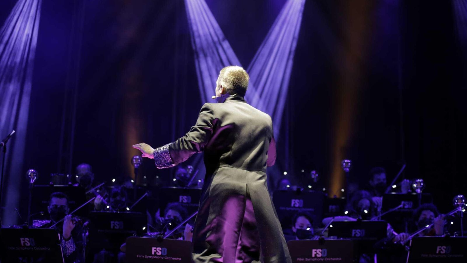 La Film Symphony Orchestra (FSO) durante el concierto que ofreció en San Fernando.