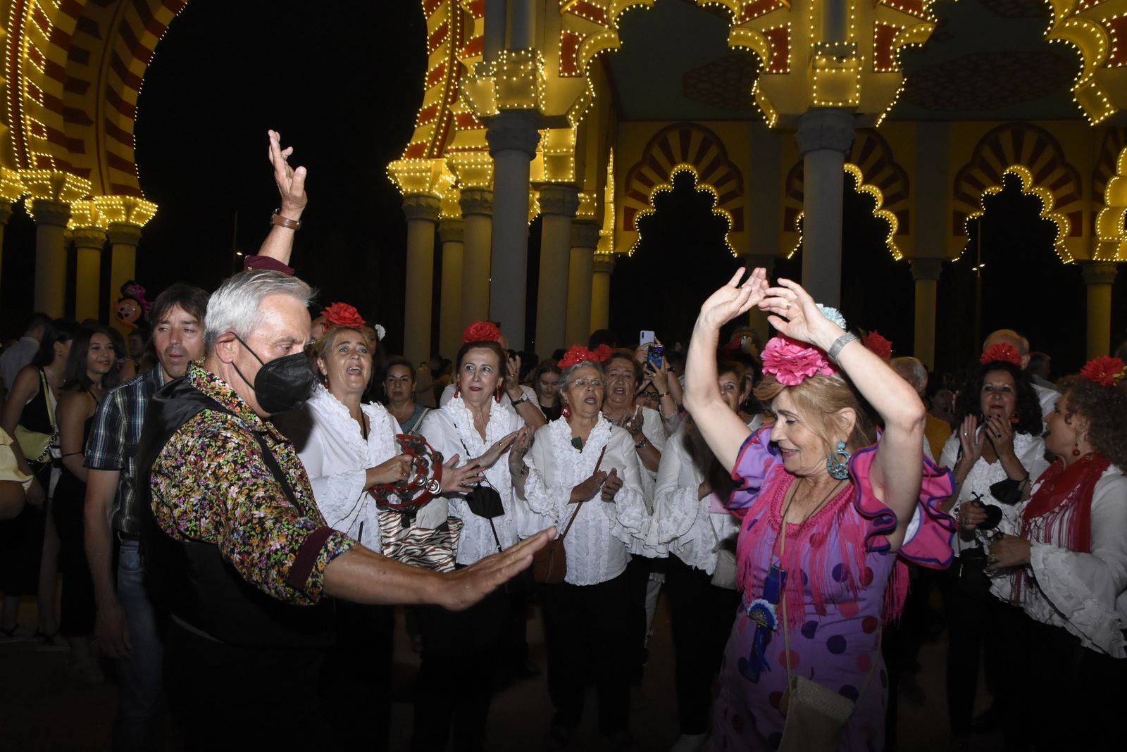 El encendido de la portada de la Feria de Córdoba, en fotografías
