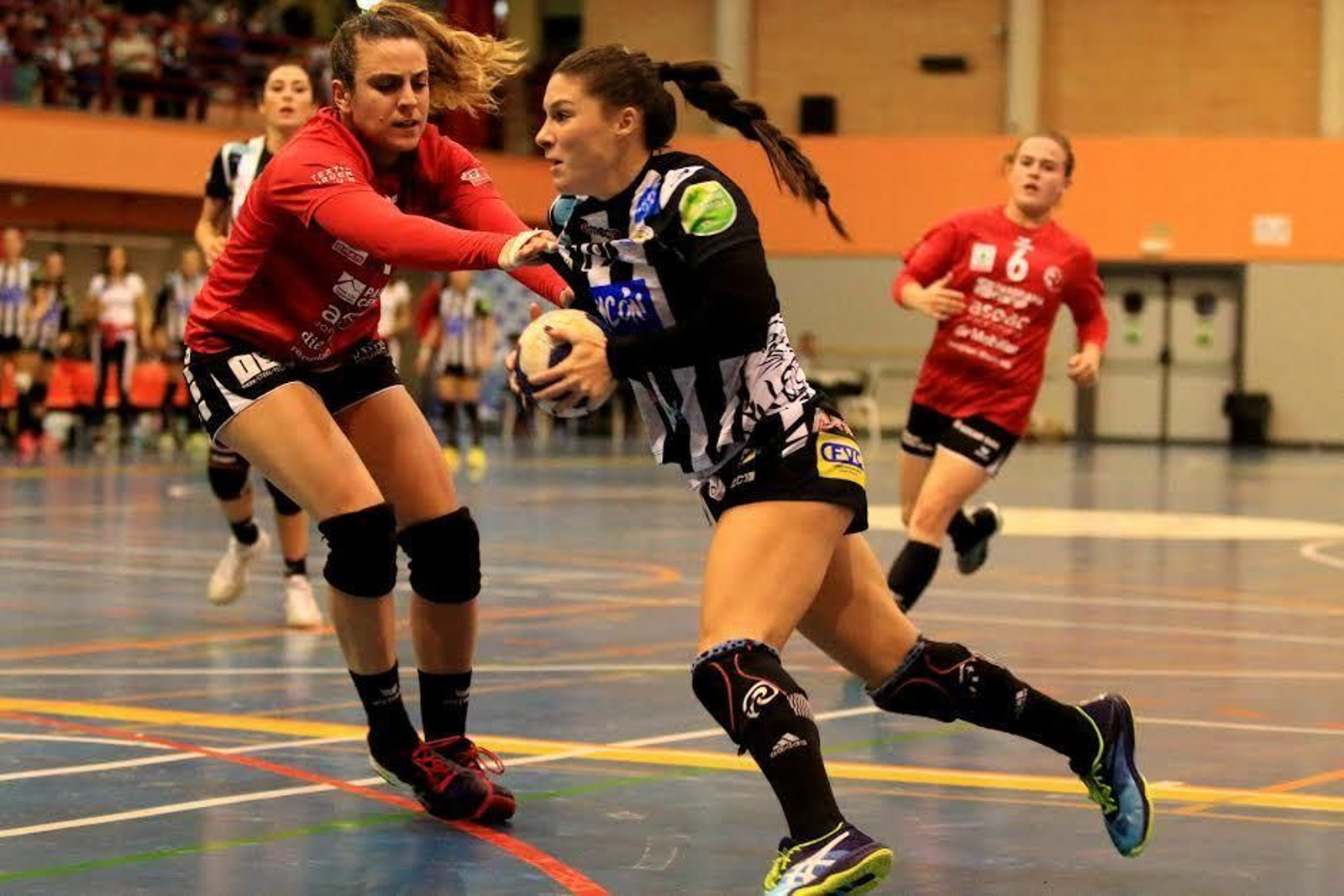 Sole López, en una acción en un partido de Challenge Cup.