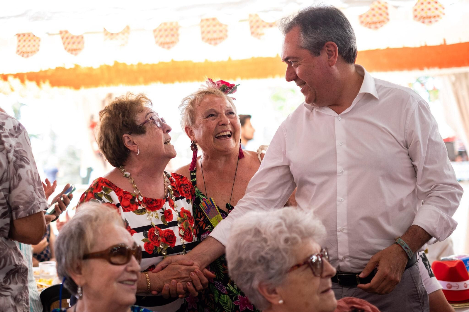 Juan Espadas en la Feria del Corpus de Granada.