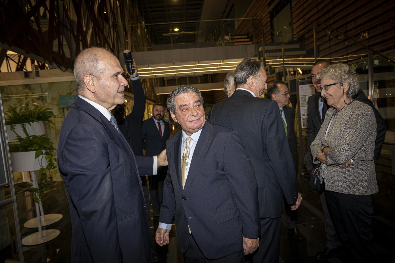 Entrega del premio Federico Joly a Augusto Delkáder