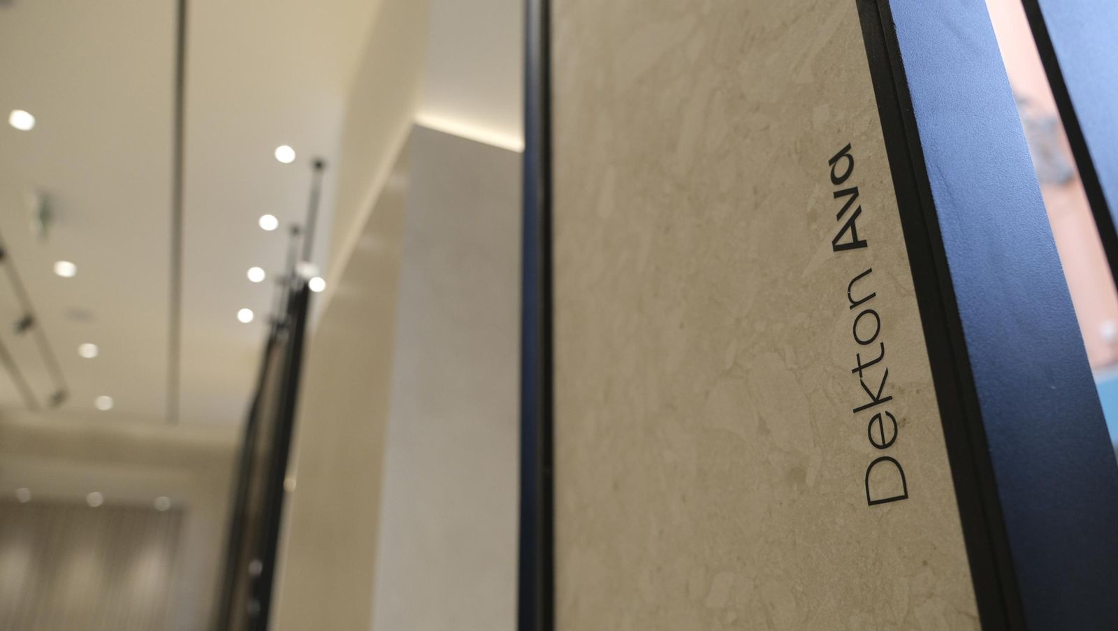 Cosentino City llega al Paseo de Almería , en imágenes