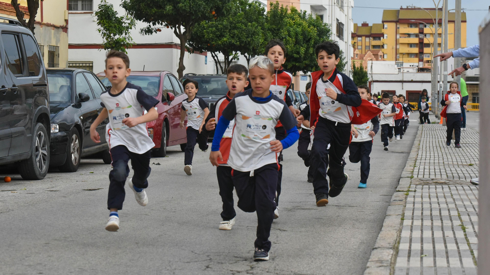 Fotos de la carrera contra la leucemia del Colegio Salesianos de La Línea