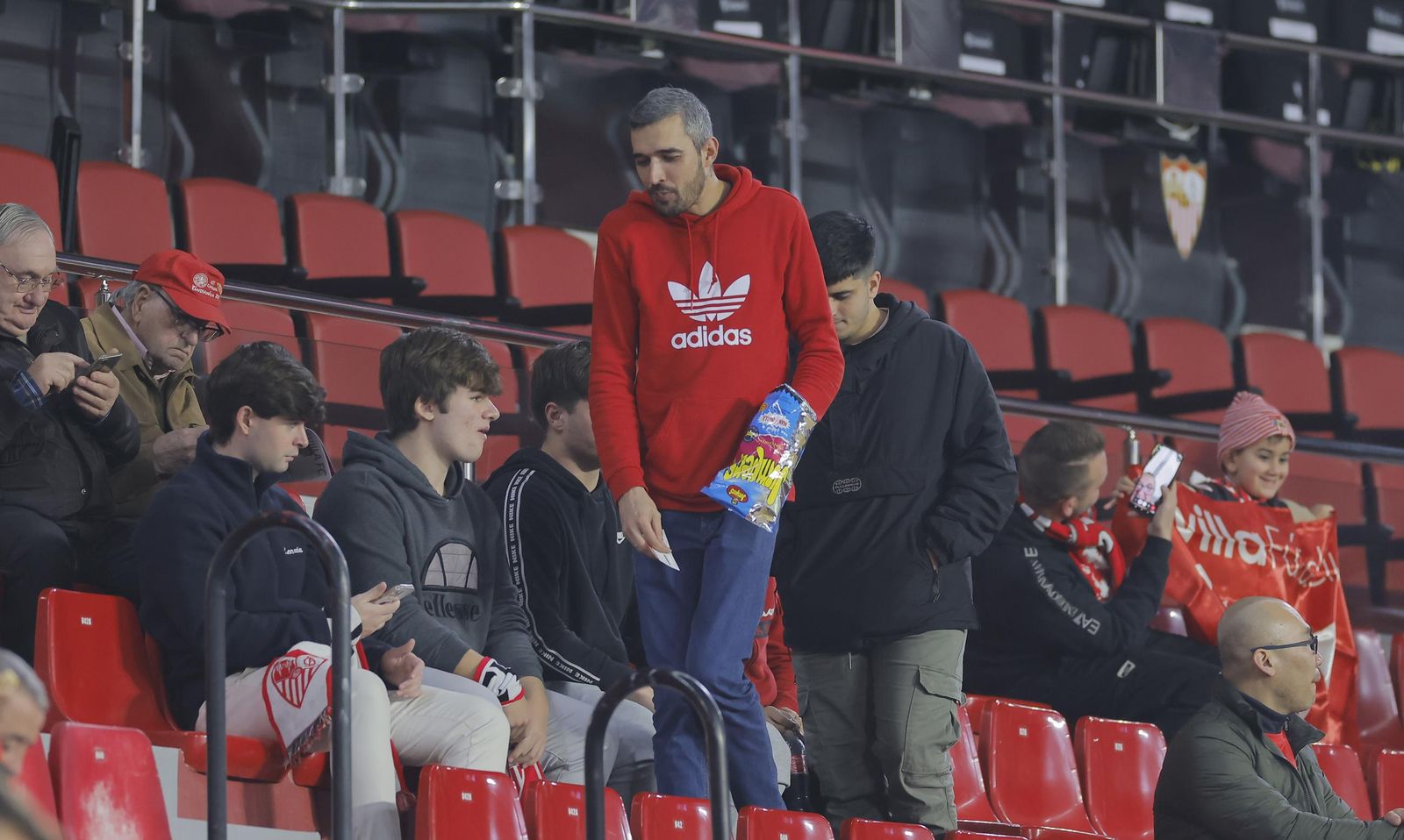 Búscate en las fotos del Sevilla fc - Osasuna