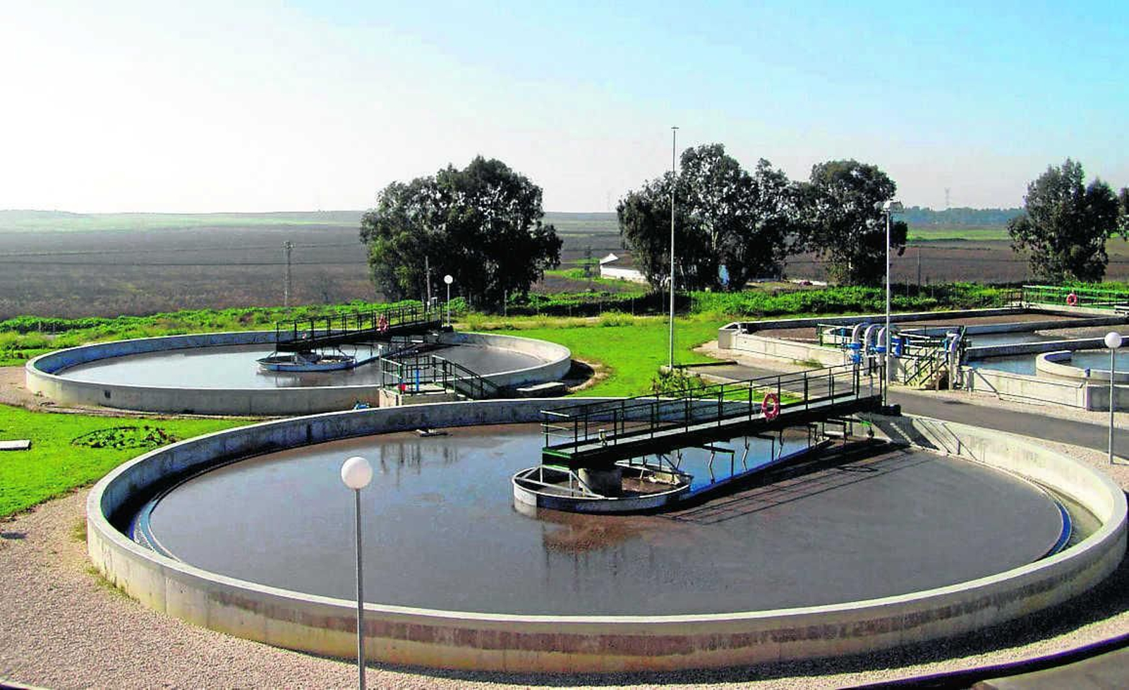 Panorámica de una estación depuradora de agua.