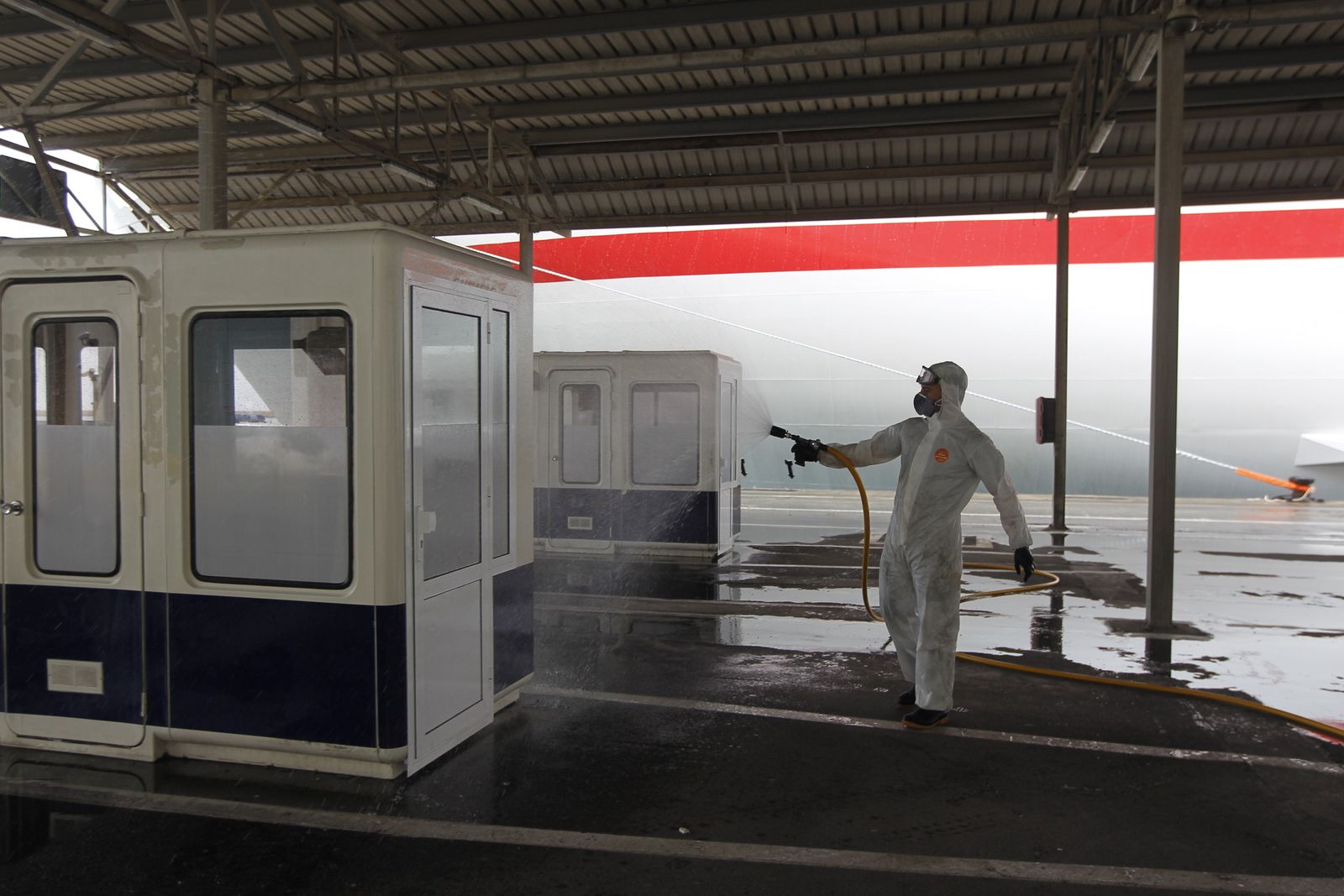 Fotogalería Coronavirus. Actuación UME en Almería.