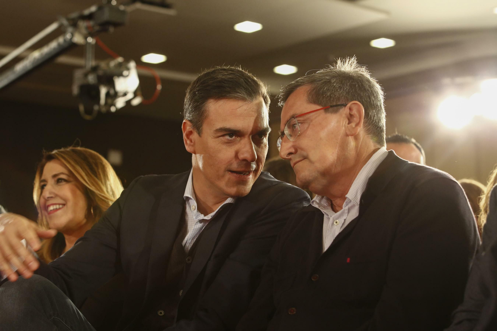 Imágenes del mitin de Pedro Sánchez en Granada