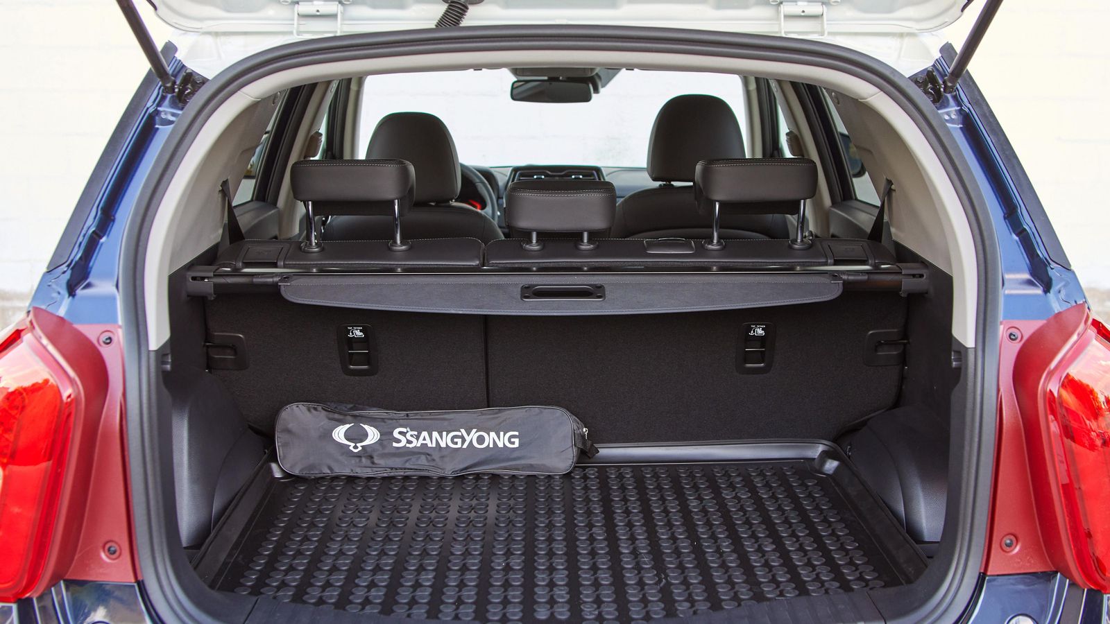 En el área más próxima a la boca de carga, el maletero llega a superar los 130 cm de anchura en una zona muy concreta.