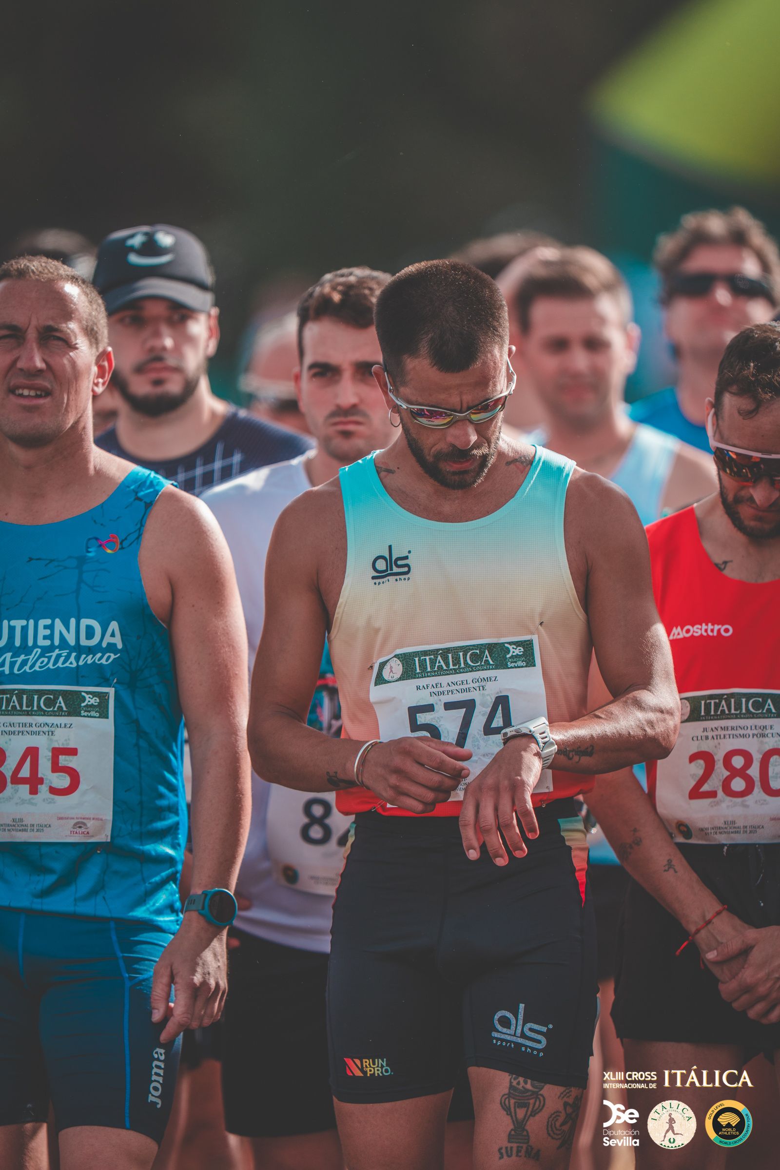 Búscate en las fotos del Cross de Itálica 2025 | 2
