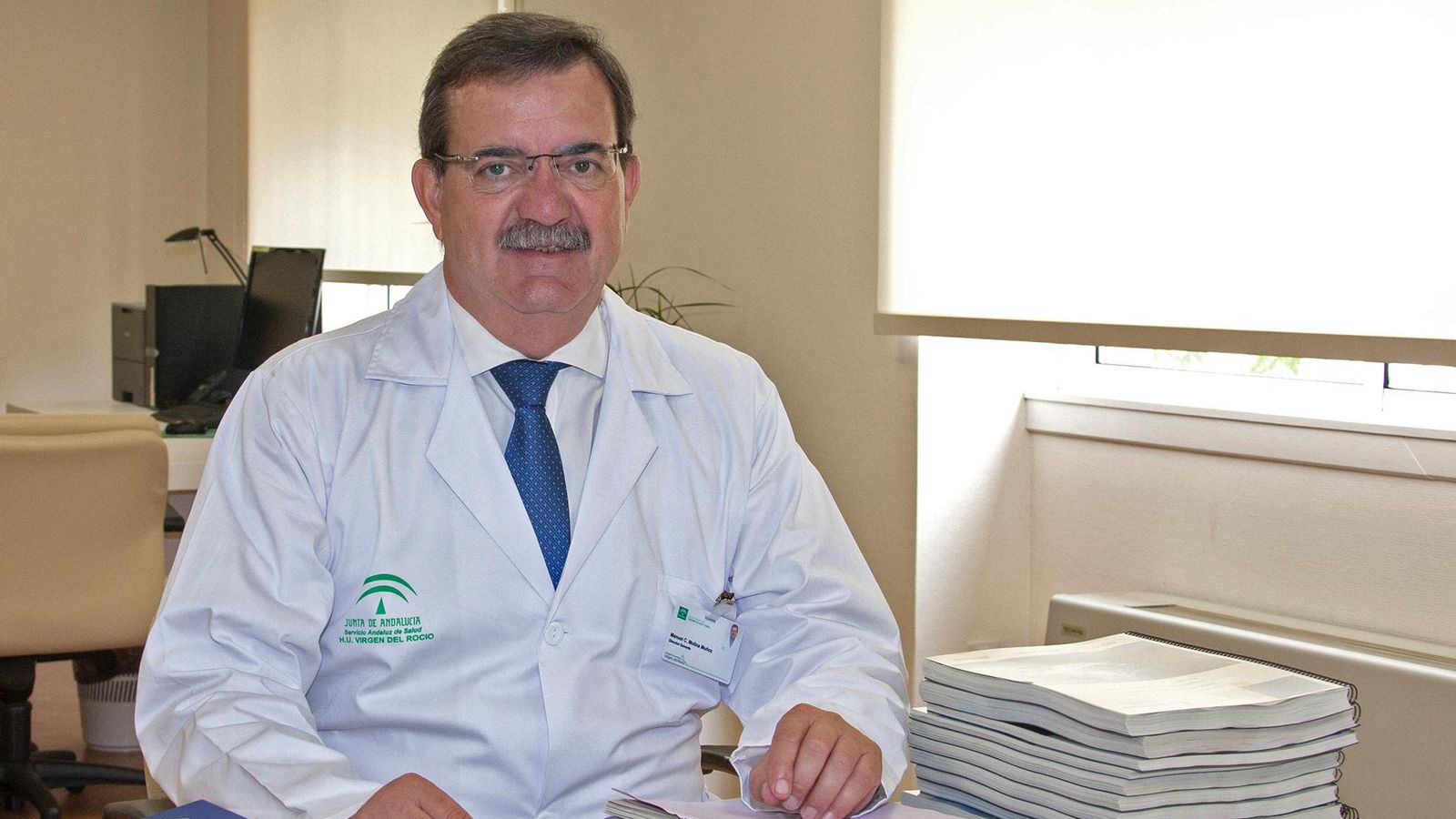 El gerente del Hospital Virgen del Rocío, Manuel Molina Muñoz.