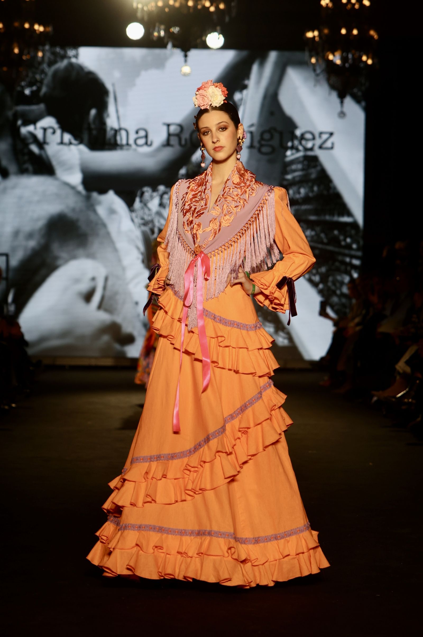 Desfile de la Hermandad del Rocío de Sevilla en We Love Flamenca 2024, todas las fotos