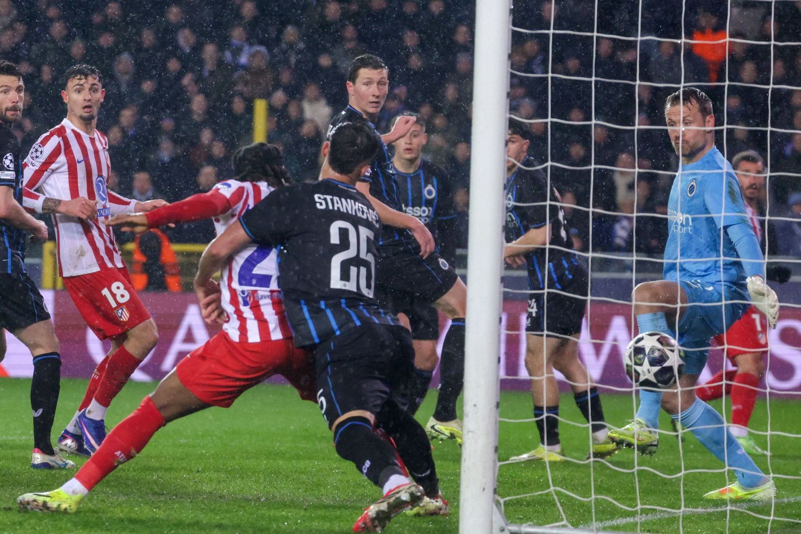 Las fotos del Brujas-Atlético de Madrid