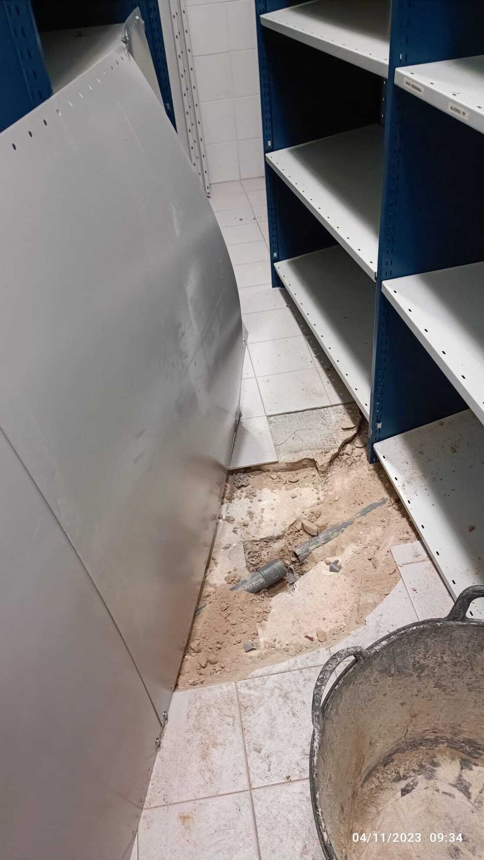 Una obra que se realizó en el suelo del edificio.