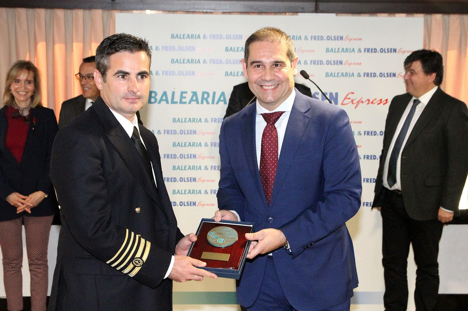 Balearia,  Fred Olsen y el Puerto de Huelva presentan la nueva línea entre Huelva y Canarias, en imágenes